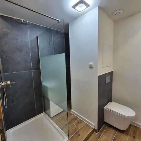 V Centre Mesta Apartment