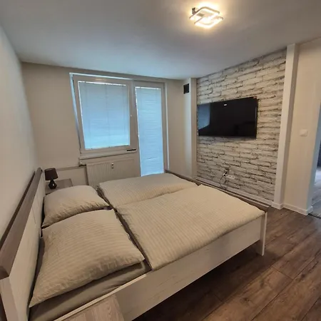 公寓 V Centre Mesta