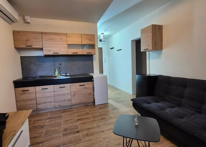 V Centre Mesta Levice